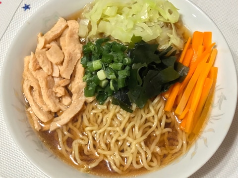 ヴィーガン醤油ラーメン